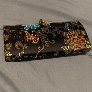NWOT Oriental Inspired Clutch